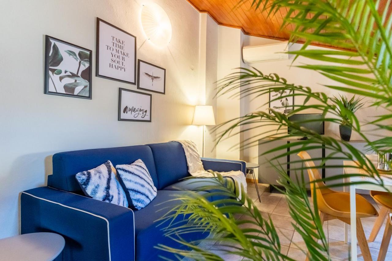 Blue Attic - Historical Como City Center By Rent All Como Buitenkant foto